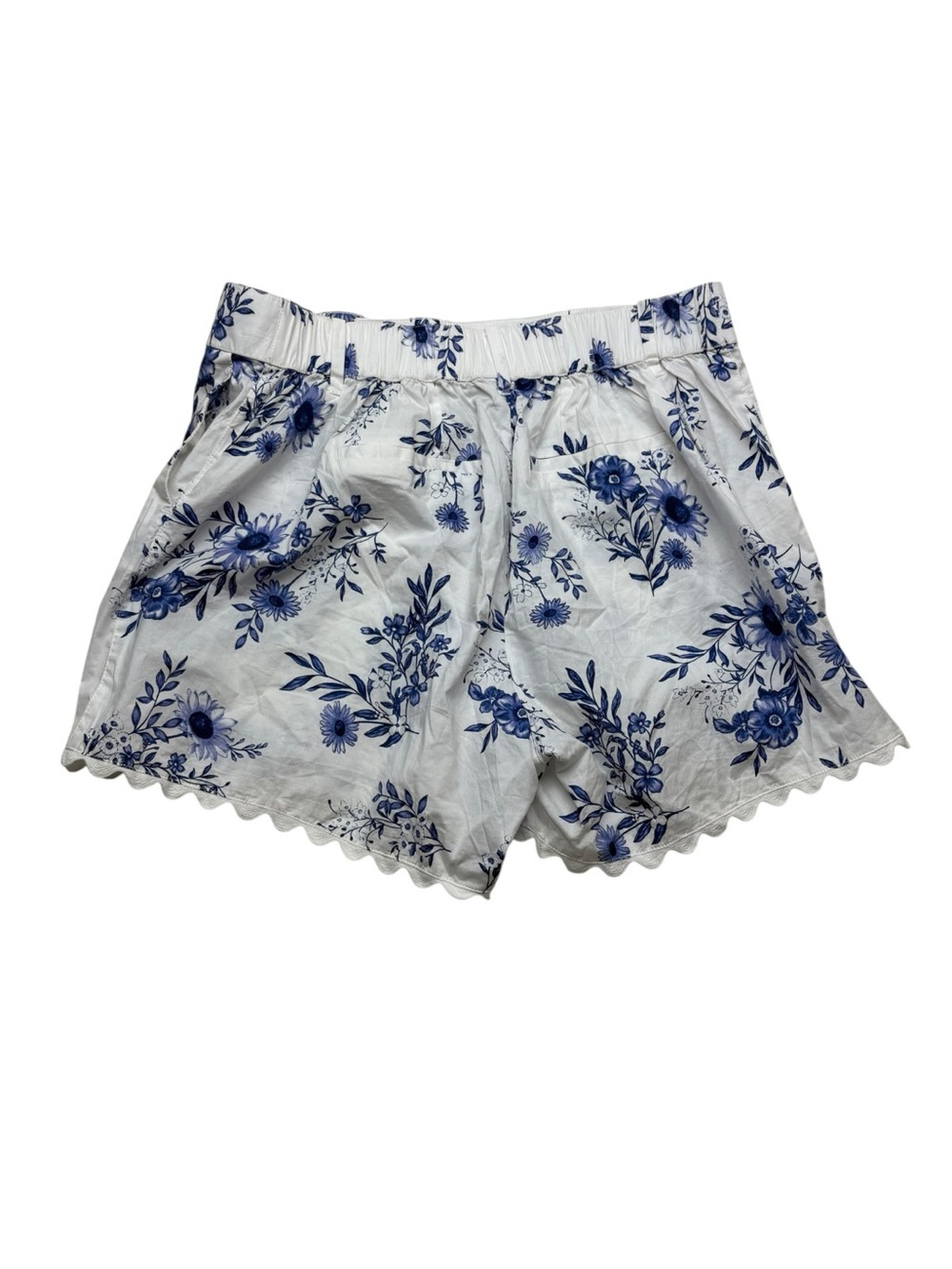 Torrid size 12 belle isle White Floral Scallop-Hem Women's Shorts Blue Print - Picture 11 of 11
